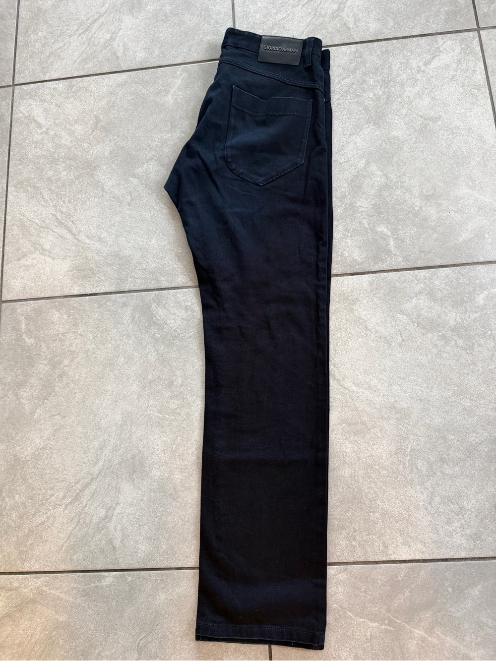 Women’s Giorgio Armani Vintage Dark Blue Denim 31 x 30 Md in Italy EUC